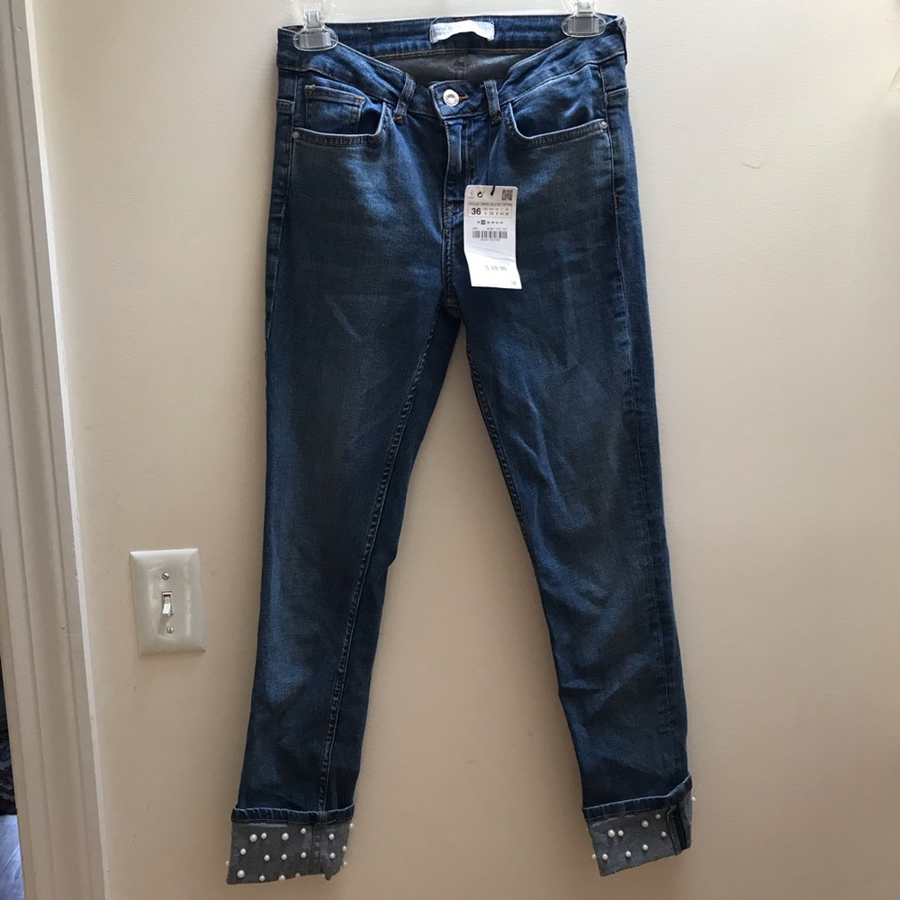 Brand new Zara jeans with pearls!